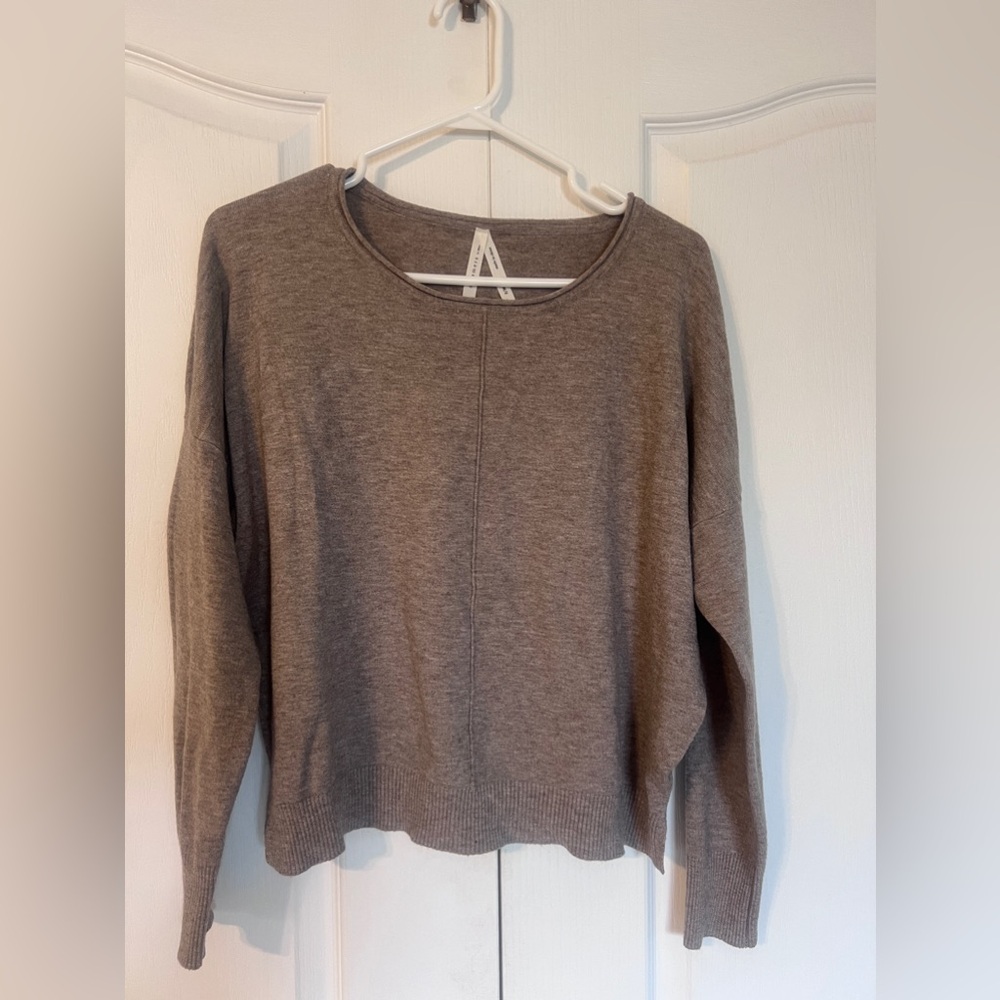 dreamers by debut Sweater